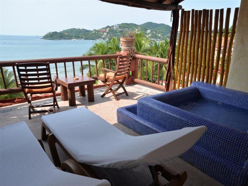 Hotel Aura Del Mar Zihuatanejo Exterior photo