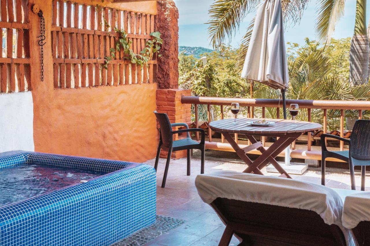 Hotel Aura Del Mar Zihuatanejo Exterior photo