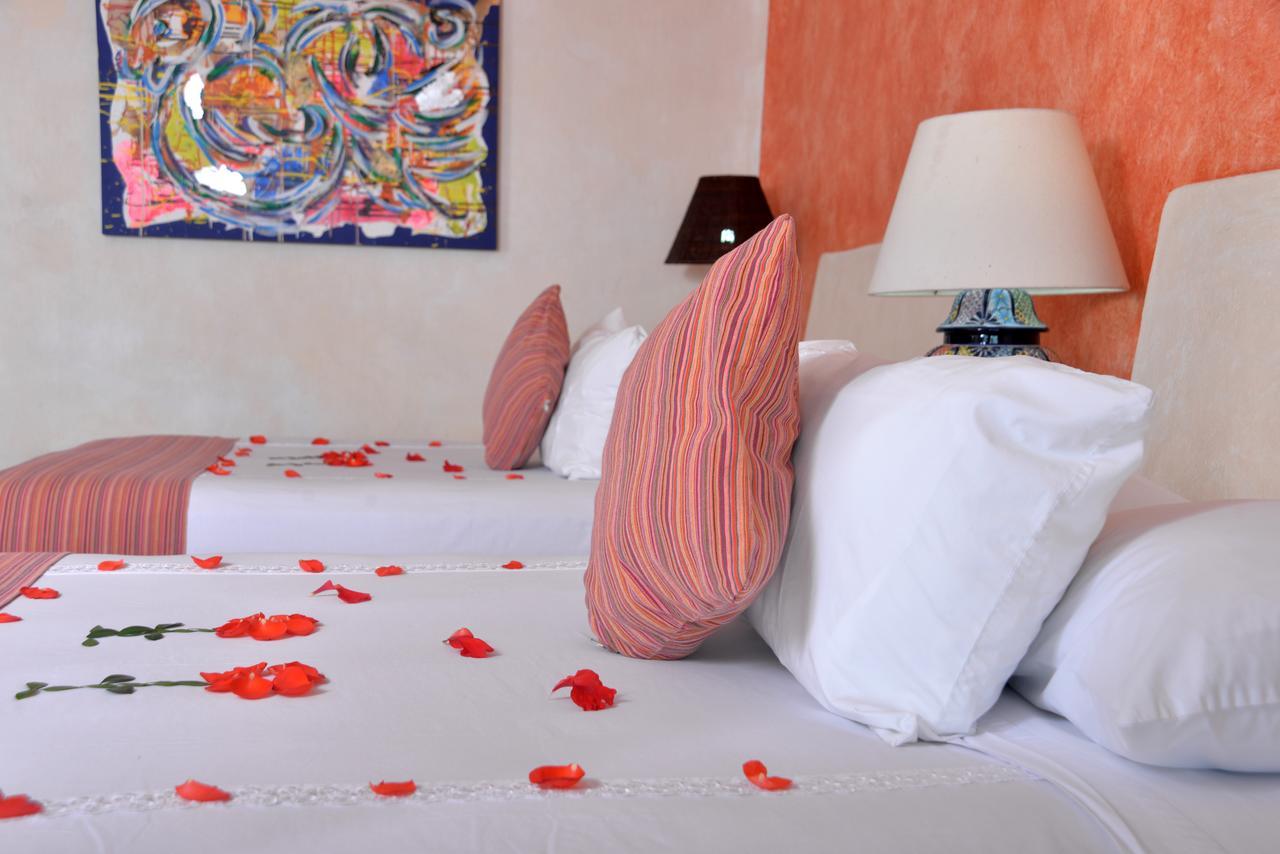 Hotel Aura Del Mar Zihuatanejo Exterior photo