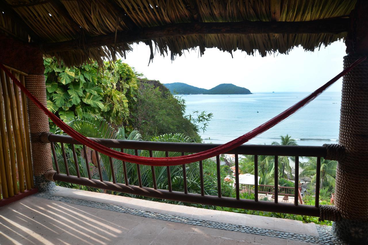 Hotel Aura Del Mar Zihuatanejo Exterior photo