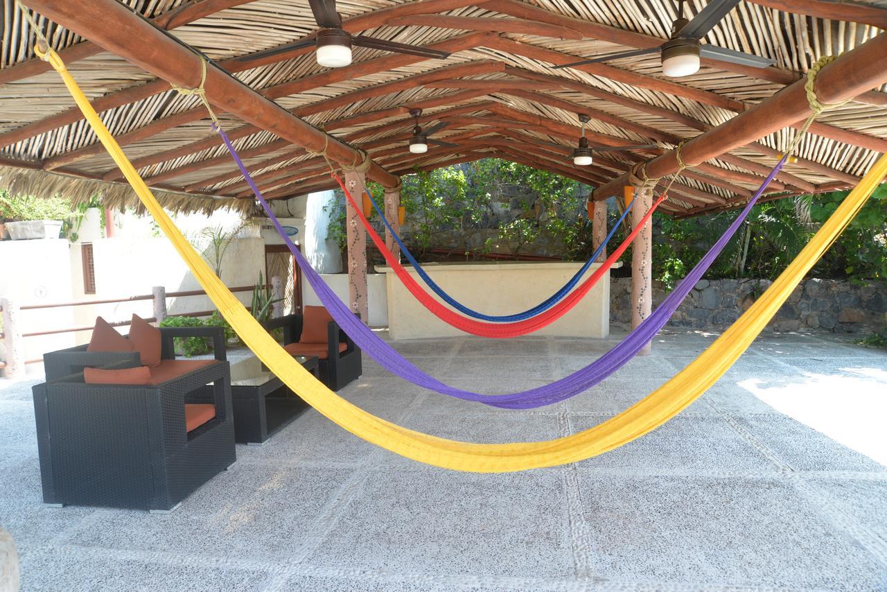 Hotel Aura Del Mar Zihuatanejo Exterior photo